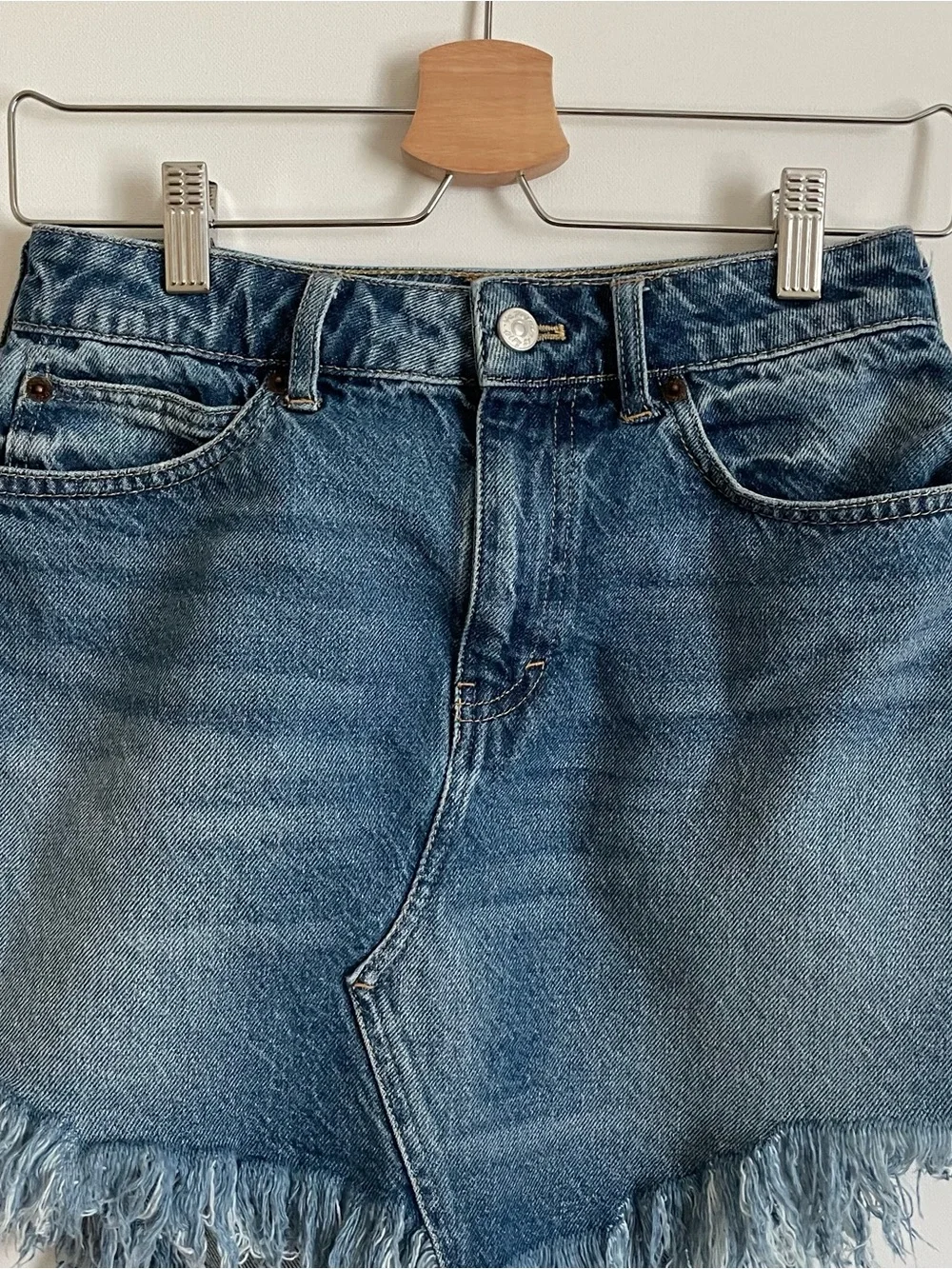 We The Free Blue Denim Frayed Hem Distressed 100% Cotton Mini Skirt Size XS